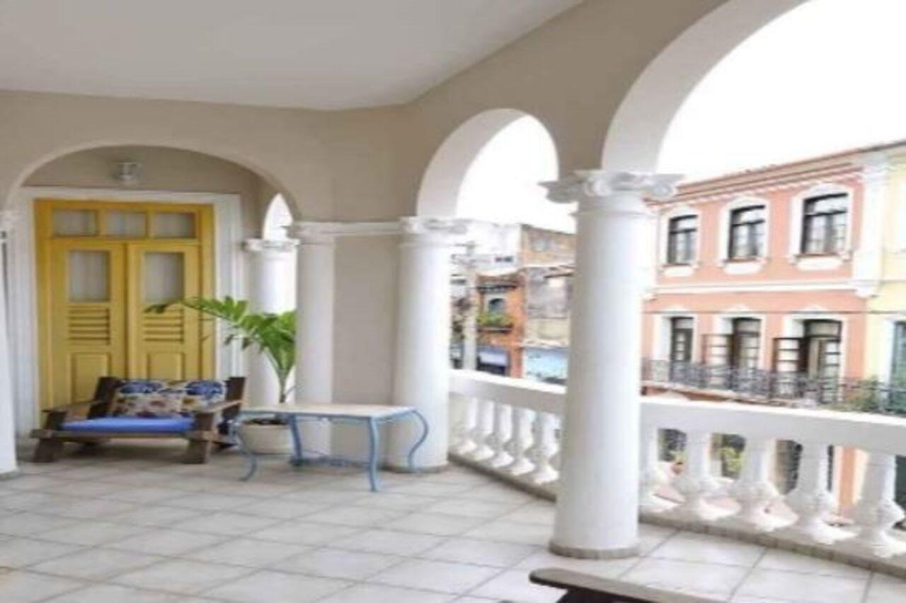 Colonial 3*